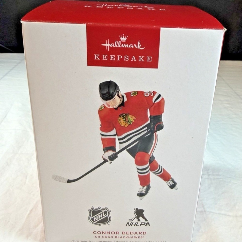 Connor Bedard 2025 Hallmark Keepsake Ornament Chicago Blackhawks New in Box‎